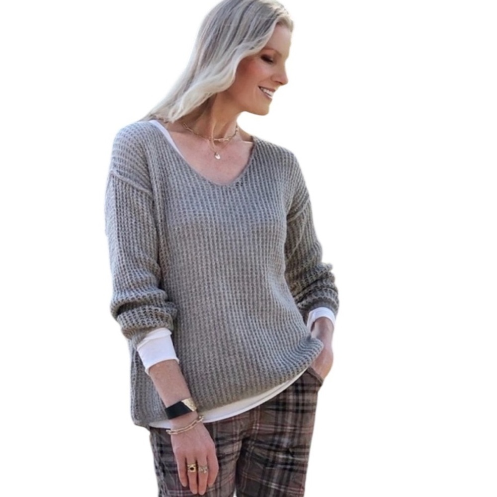THE PORTER COLLECTIVE CRICKET Sweater Size SM Gray Grey Shimmer Italian EUC